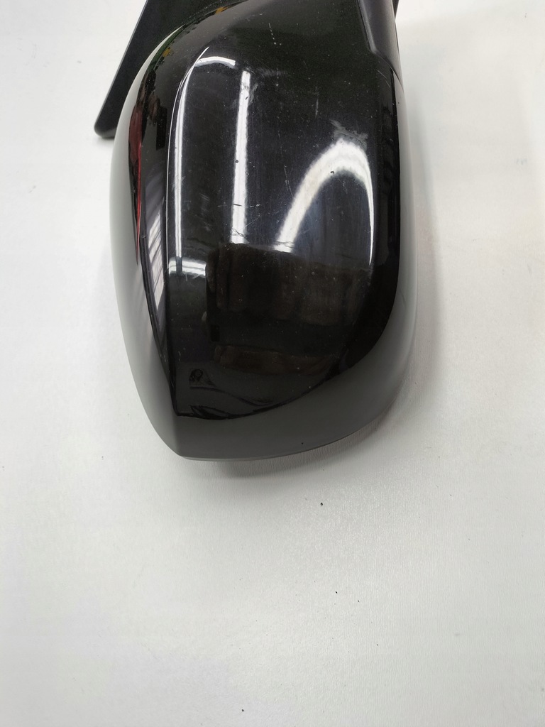 ΔΕΞΙΟΣ ΚΑΘΡΕΠΤΗΣ HYUNDAI IX35 Product image
