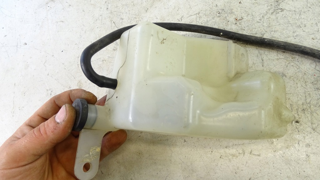 Suzuki VL 800 Volusia Intruder Expansion Tank Product image