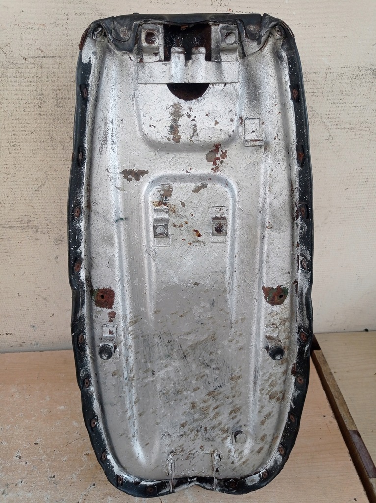 SHL M17 Gazelle - Μέρη - Seat + Trunk + .. Product image