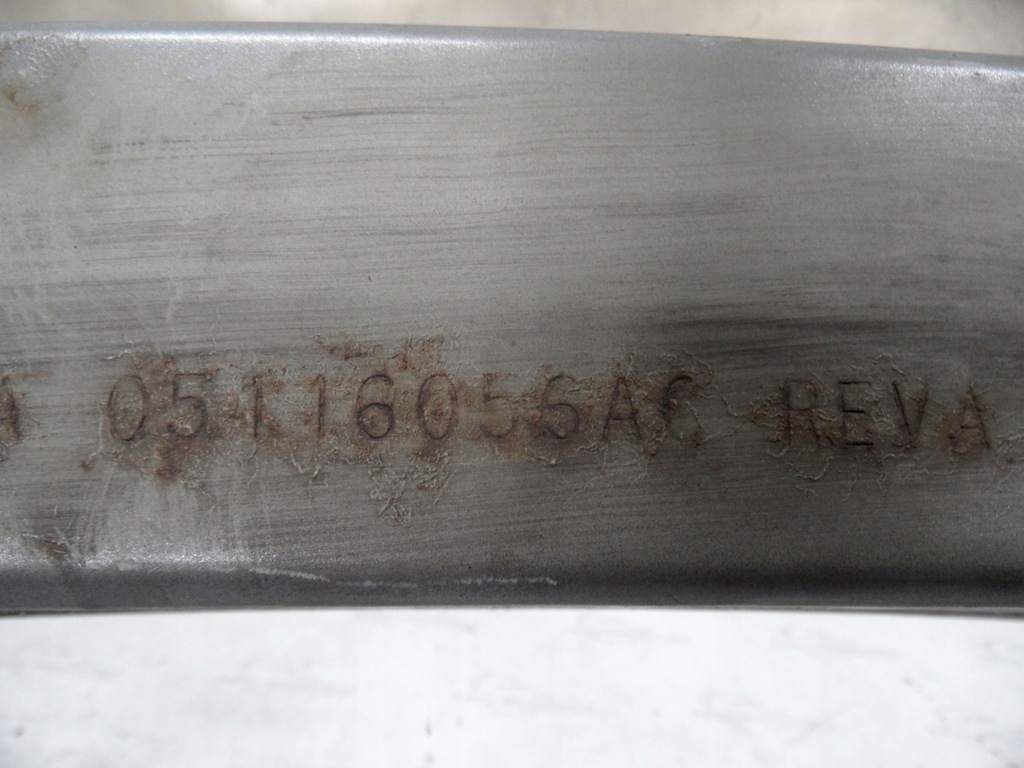 Dodge Caliber Bumper Bamper Front 05116056ac Product image