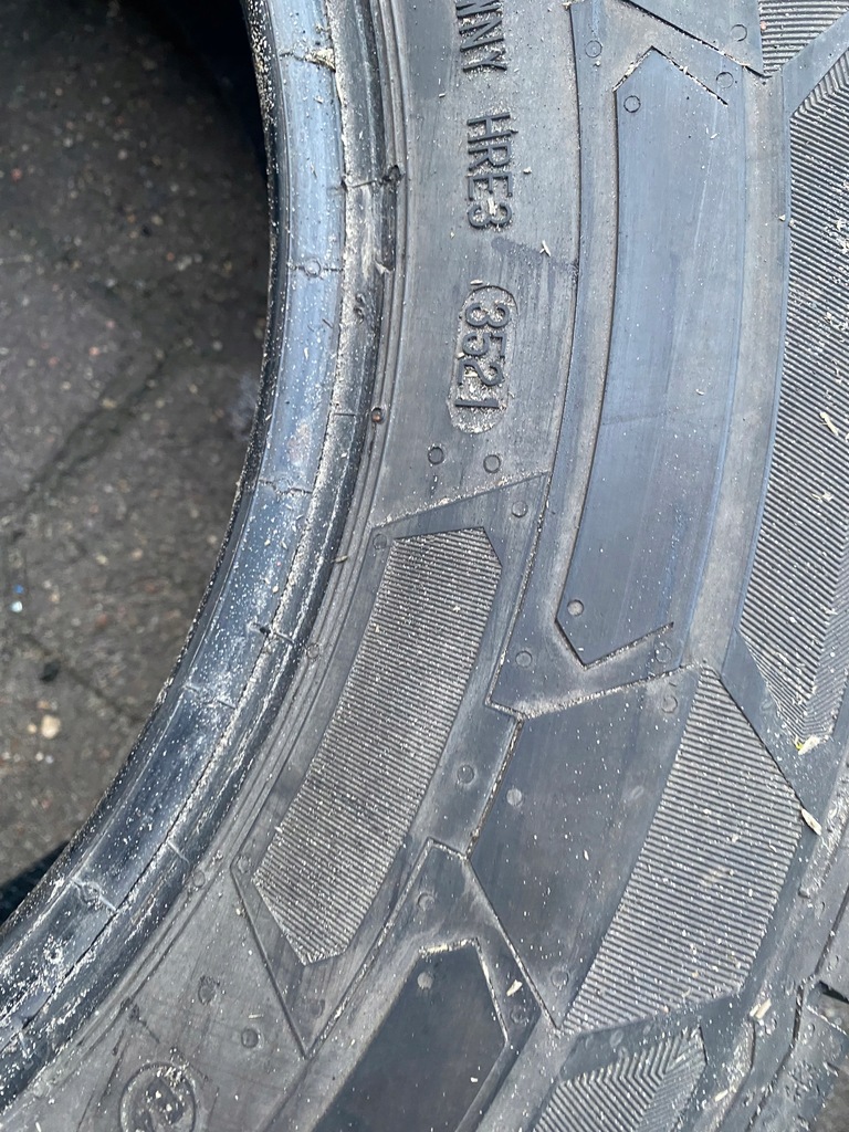 1 τμχ CONTINENTAL VanContact Winter 205/70/15 C 106/104R 2021 9 χιλιοστά Product image