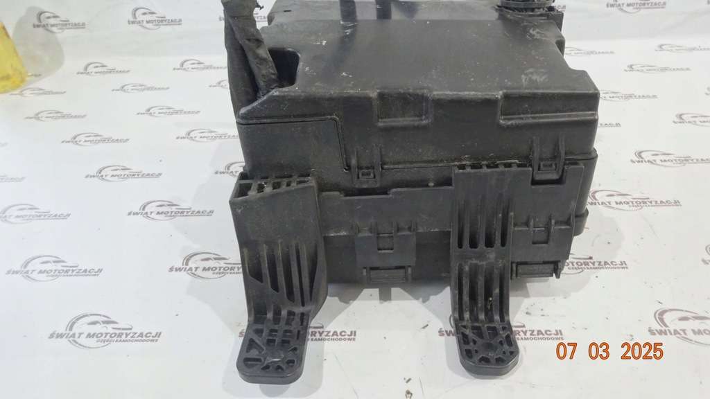 KIA SORENTO II 4x4 10R Κουτί Ασφαλείας 91950-2P200 Product image