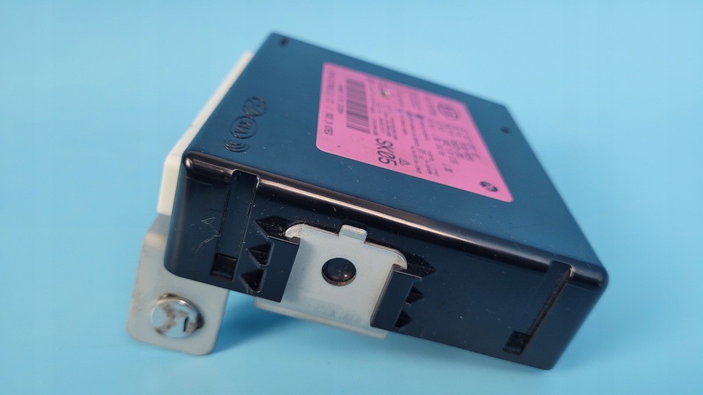KIA STONIC 17r ASSY-SMART KEY CONTROLLER MODULE 95480-H8050 Product image