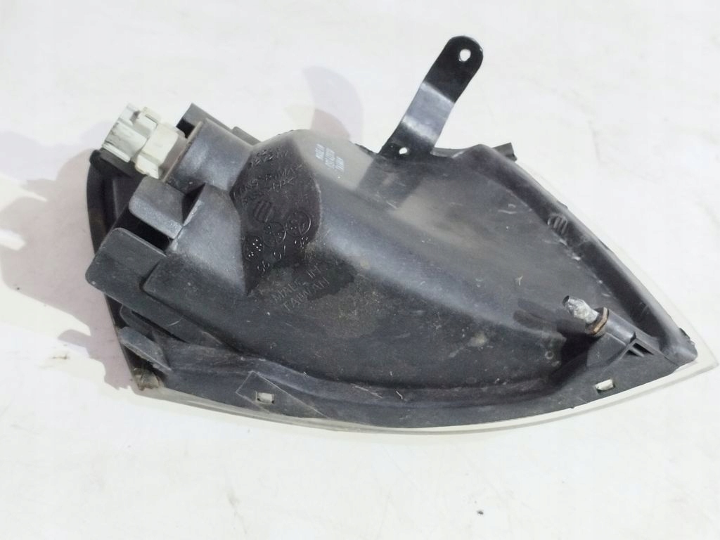 Αριστερό φλας Toyota Carina E Product image