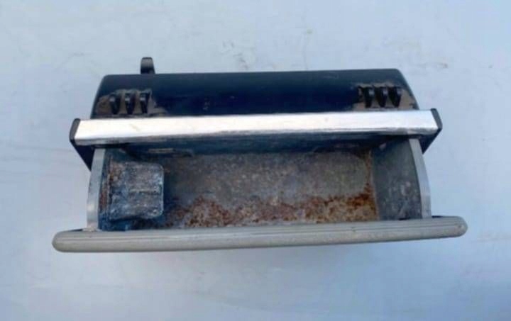 Mercedes-Benz E W124 1987 Γκρίζα πίσω πόρτα στην ξηρά Product image