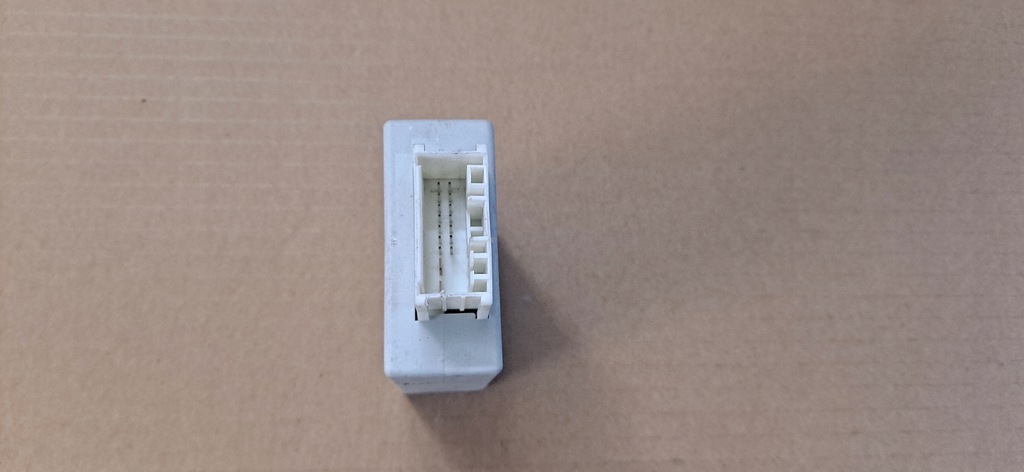 ΜΟΝΑΔΑ ΕΛΕΓΧΟΥ BMW E90 E91 E92 E93 HOOK 71606857227 Product image