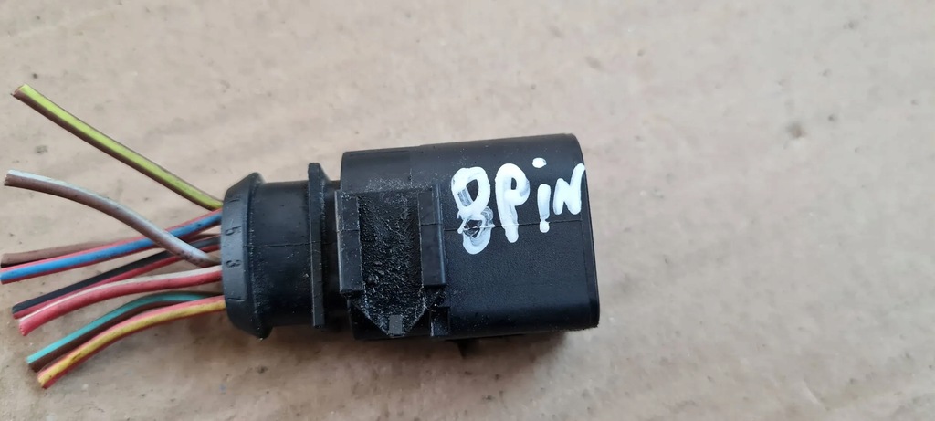 A5 8W PLUG CUBE 1J0973814 VW AUDI A4 B9 8W A5 Q7 4M Q5 80A Product image