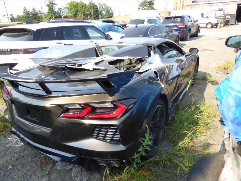 Ποδιά Δεξί Φτερό Βάση Αριστερά Μπροστά Chevrolet Corvette C8 2020- Product image