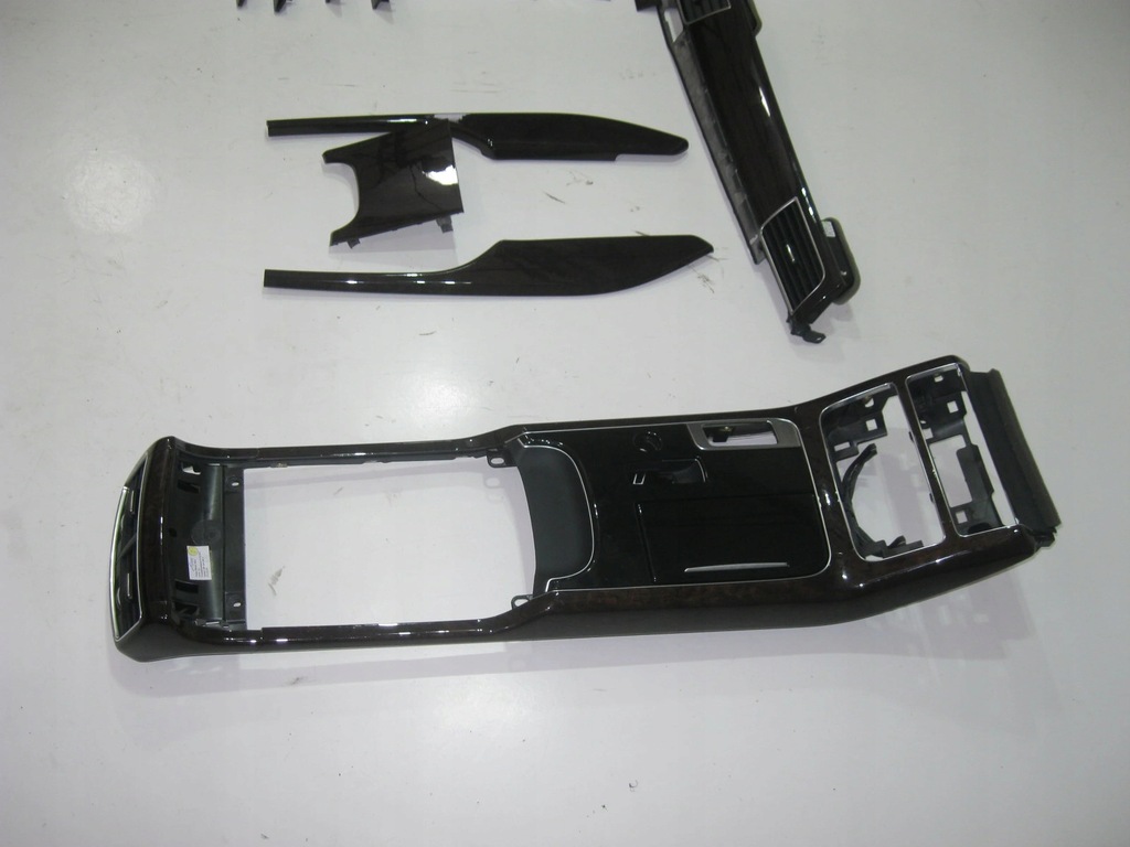 AUDI A8 4H D4 ΣΤΡΙΠ ΔΙΑΚΟΣΜΗΤΙΚΑ ΣΤΡΙΠ Product image