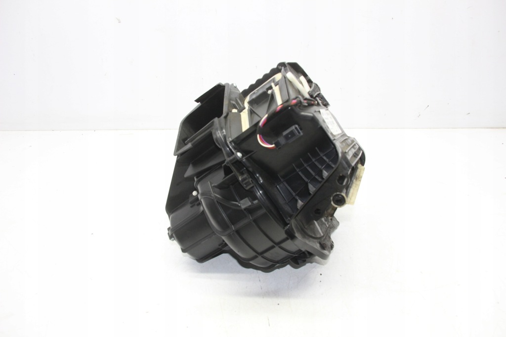 ΦΥΣΤΗΡΑ, ΑΝΕΜΙΣΤΗΡΑΣ ΘΕΡΜΟΣΙΦΩΝΑΣ BMW 5 F10 F11 Product image