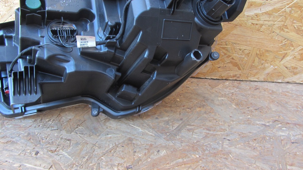 Μπροστινό Δεξί Φωτιστικό TOYOTA COROLLA E21 FULL LED HB COMBI Product image