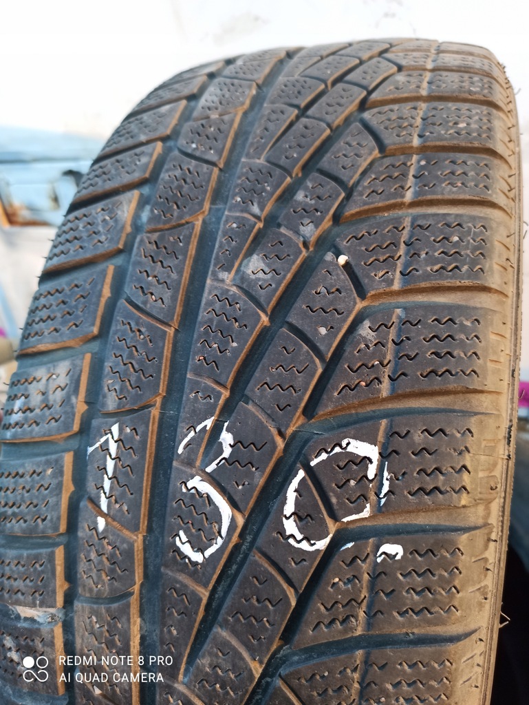 Ελαστικό Pirelli Winter 210 SottoZero 205/40R17 84H 5,1 χλστ. Product image