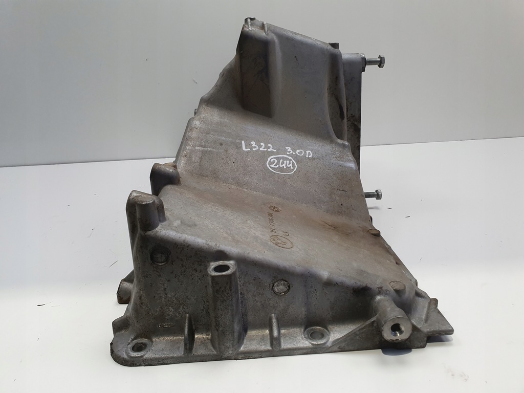 Range Rover III L322 3.0 D 306D1 OIL PAN 7786704 Product image