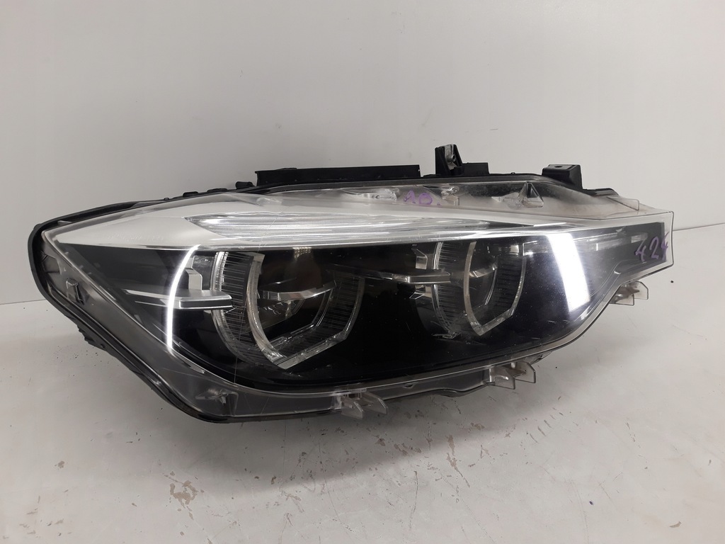 BMW 3 F30 F31 LED Lift εμπρός δεξιό φωτιστικό Product image