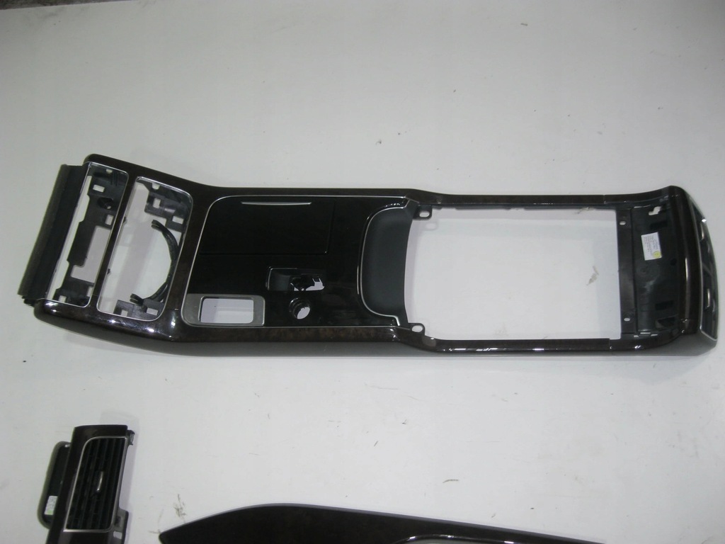 AUDI A8 4H D4 ΣΤΡΙΠ ΔΙΑΚΟΣΜΗΤΙΚΑ ΣΤΡΙΠ Product image