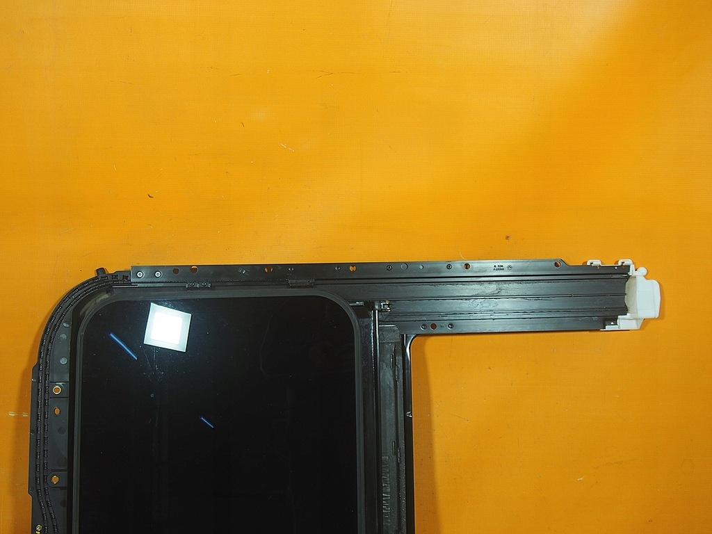 Audi A5 8T LIFT 24KM Sunroof Ρολό 8t8877041e Product image