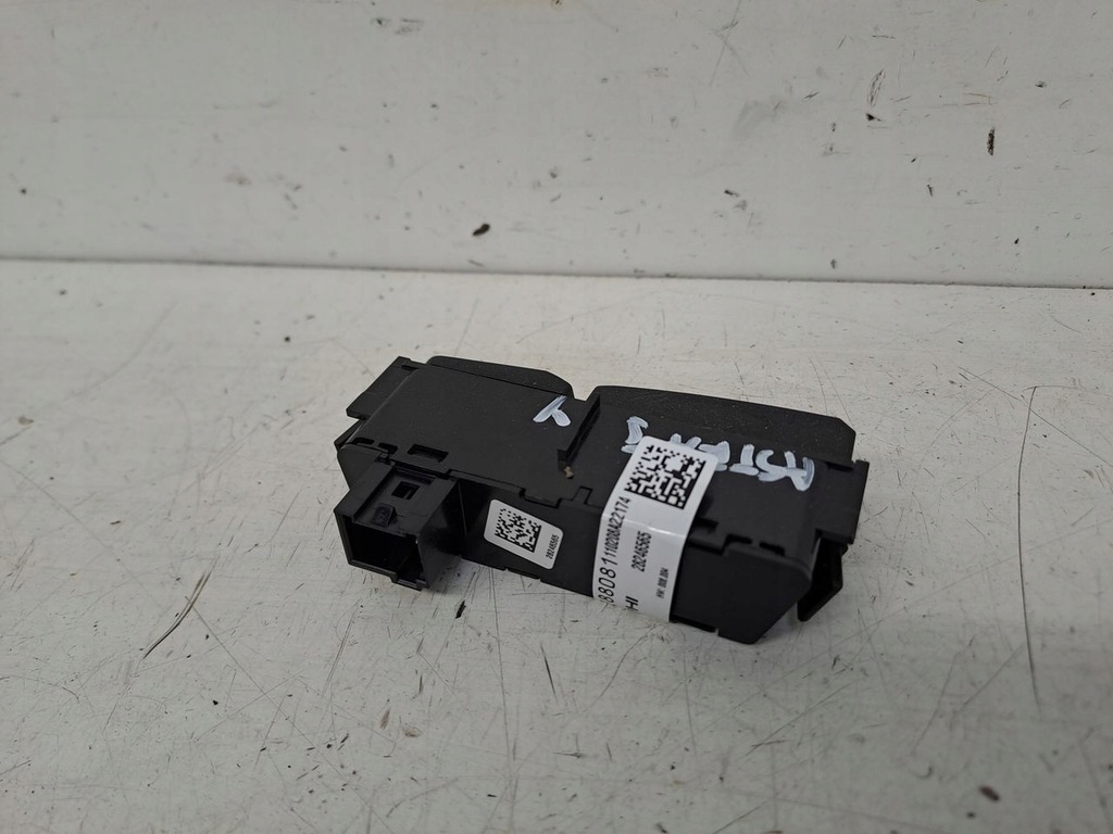 Διακόπτης PDC Opel Astra J 2.0 CDTI Product image