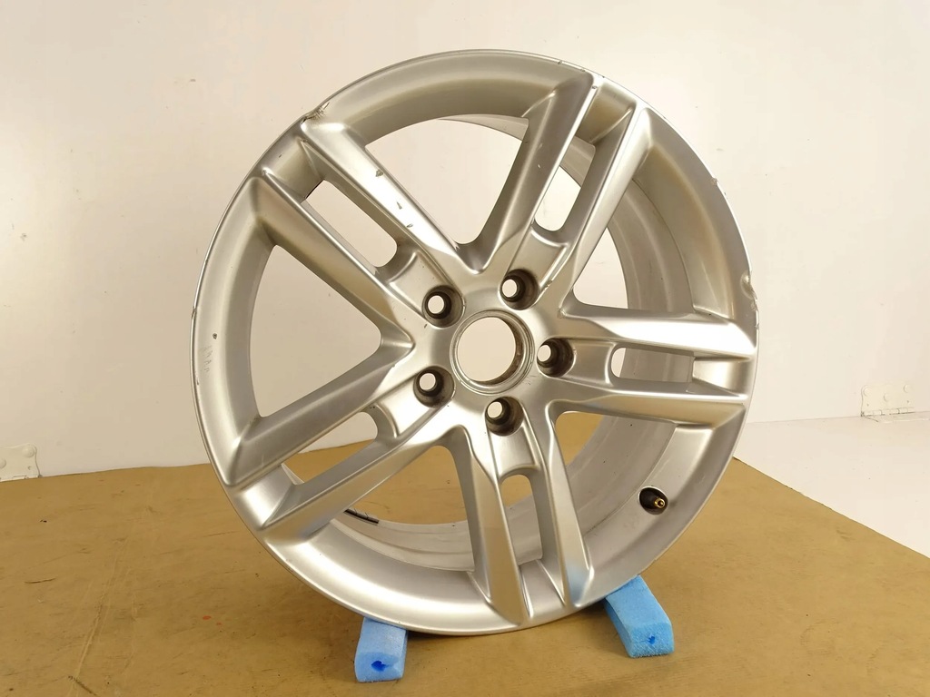 AUDI RIM 7,5J x 17 H2 ET51 5X112 8V0601025BS Product image