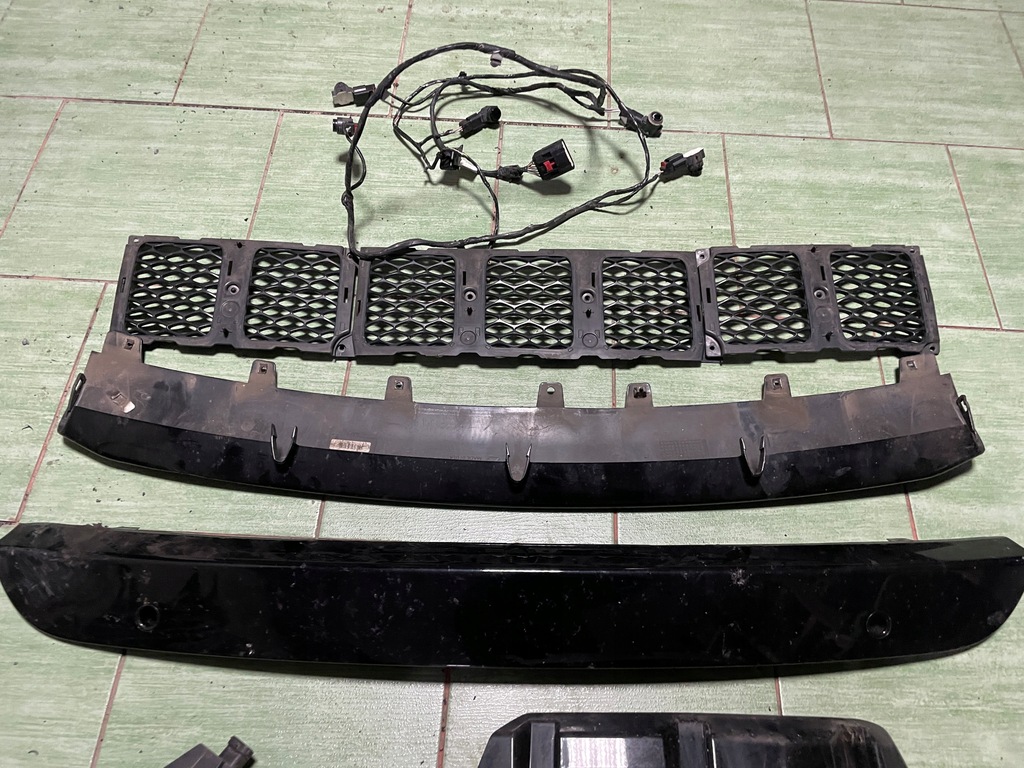 Jeep Grand Cherokee SRT 17 - αλογόνου δεξιά Product image