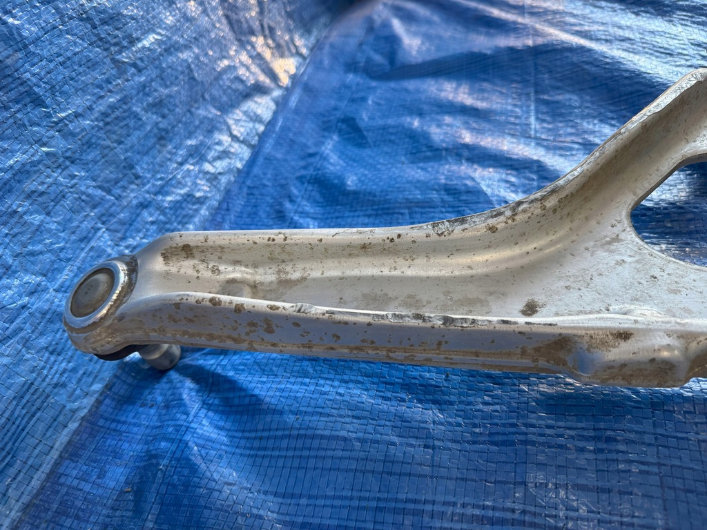 Αριστερά Swingarm Renault Austral 1.2 E-Tech Product image