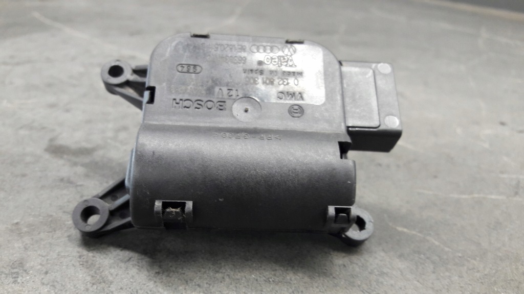 0132801305 Audi A4 B6 Μηχανή θερμαντήρα αέρα Product image