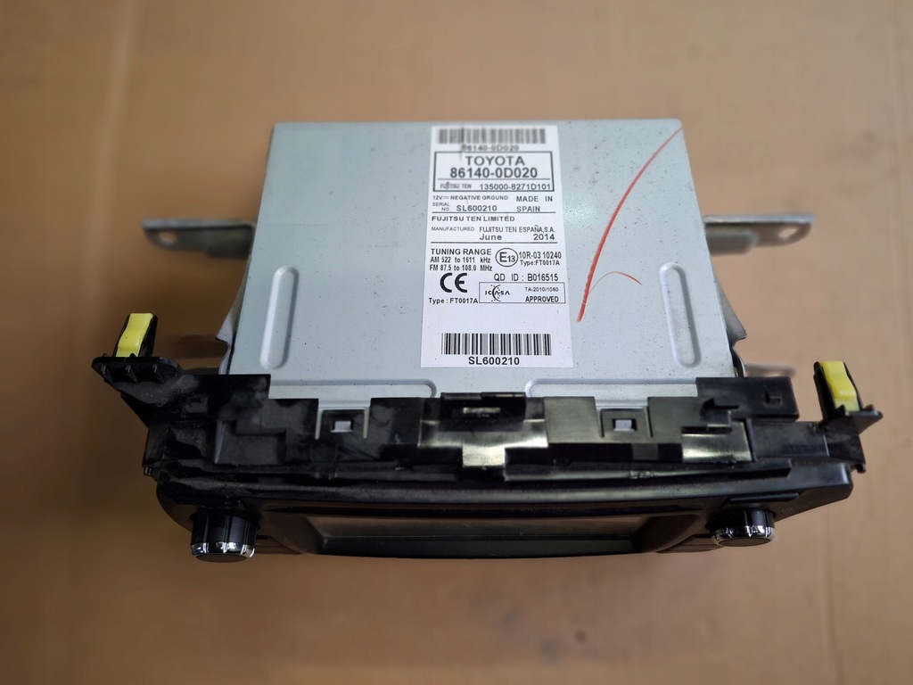 RADIO CD NAVIGATION TOYOTA YARIS III 2011-2014 86140-0D020 Product image