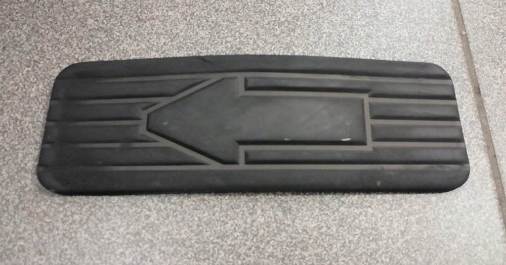 Shibaura CM 364 284 κάλυμμα πεντάλ από καουτσούκ Product image