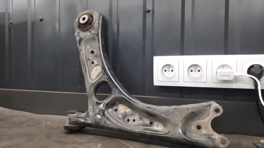 5R3407151B Αριστερά Αποδοχή Ford Tourneo Connect MK3 VW Caddy V Product image