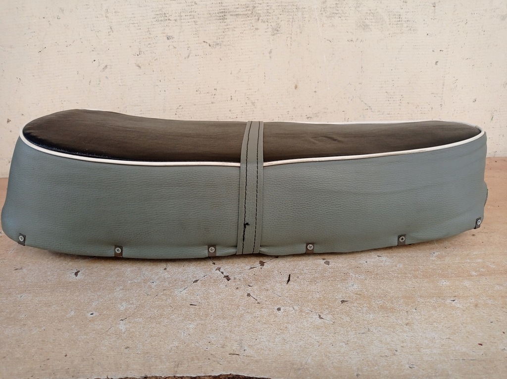 SHL M17 Gazelle - Μέρη - Seat + Trunk + .. Product image