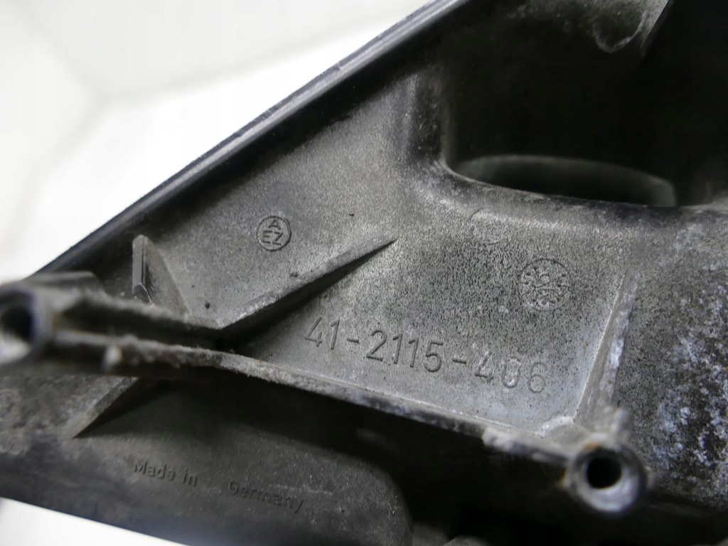 ΔΕΞΙΟΣ ΧΕΙΡΟΚΙΝΗΤΟΣ ΚΑΘΡΕΠΤΗΣ VW PASSAT B4 Product image