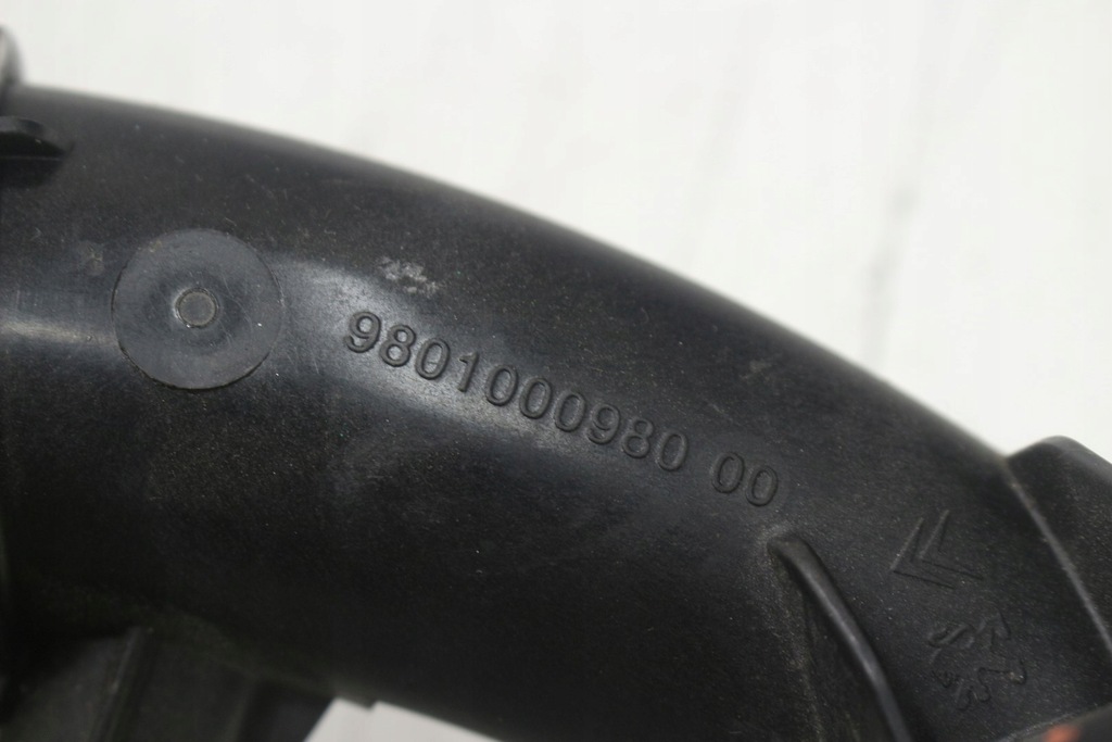 Air Pipe Catcher C4 Picasso II 1.6 E-HDI Product image