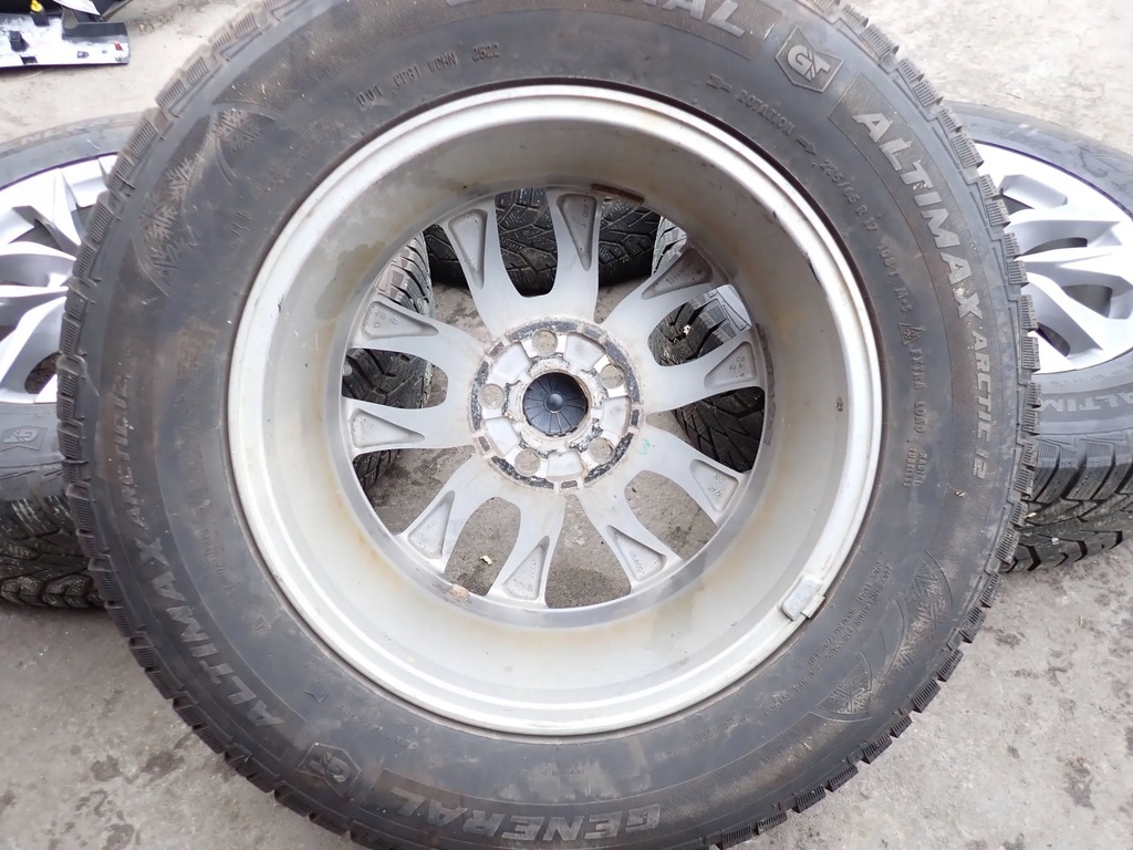 Ζάντες αλουμινίου 17 με ελαστικά 235/65 R17 108T M+S Toyota Sienna 2021 Product image