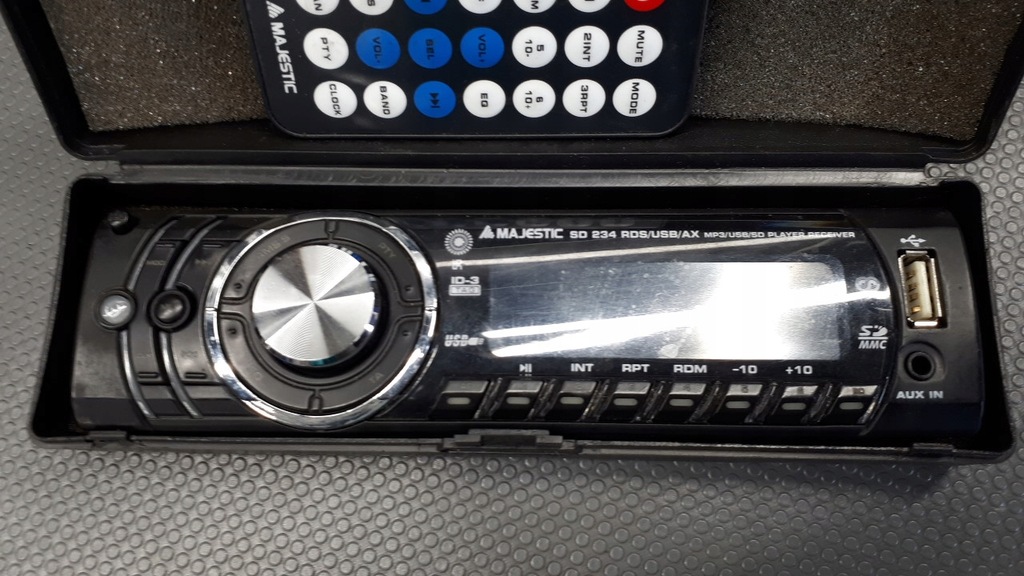 Πίνακας ραδιοφώνου Majestic 234 SD 236BT/RDS/USB/AX Product image