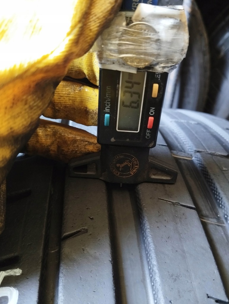 NOKIAN POWERPROOF SUV 255 45 20 1PC 105 Y XL Product image