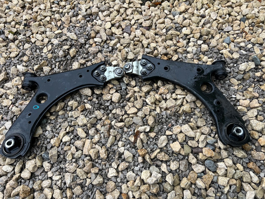 Fiat 500x Renegade Swingarm Δεξιά μπροστινή βελόνα 4x4 Product image