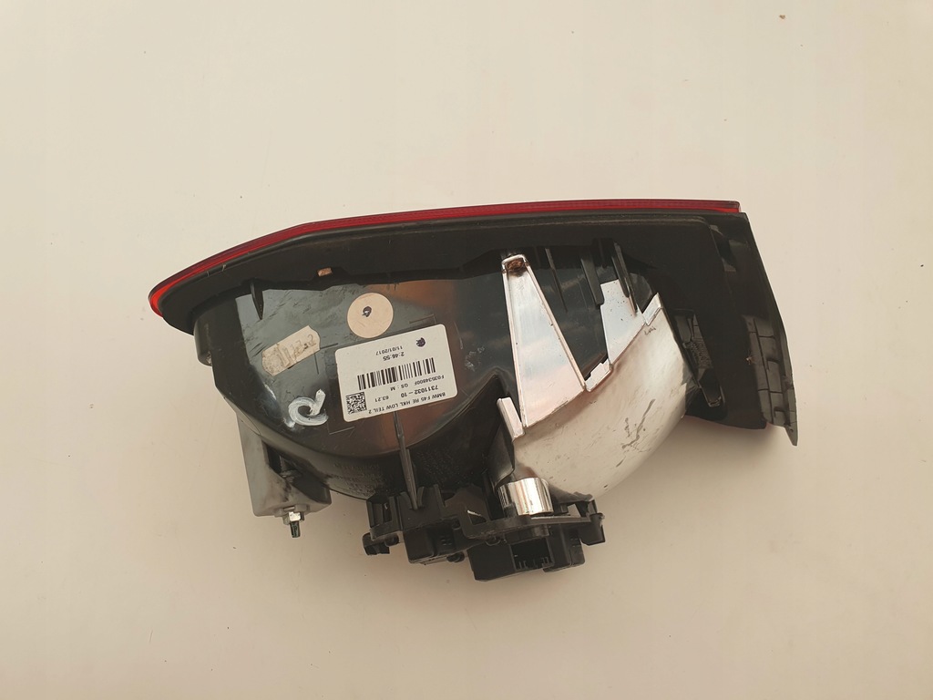 ΦΩΤΙΣΤΙΚΟ ΔΕΞΙ ΠΙΣΩ ΣΤΟ ΚΑΠΑΚΙ BMW 2 F45 7311032 Product image