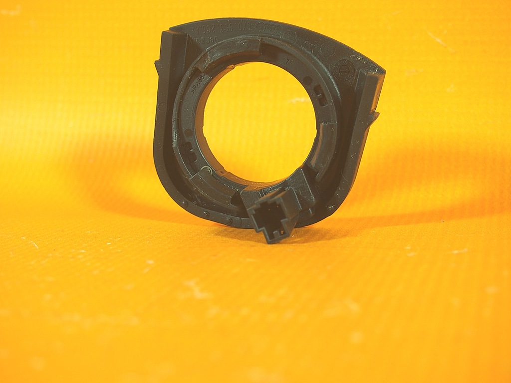 Audi Q3 83A 14 HP Immobilizer Coil Cover 5k0953254a Product image