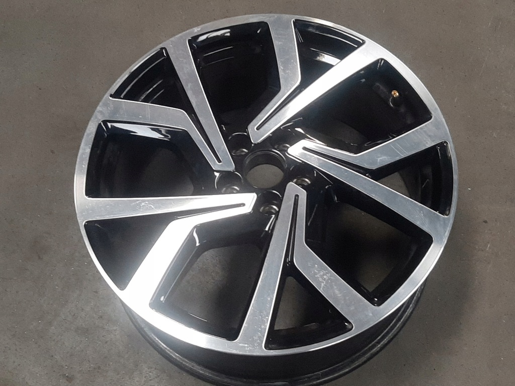 VW Polo (2017-) R18 5X112 7.5J ET51 Ζάντες αλουμινίου 2G0601025AC Product image