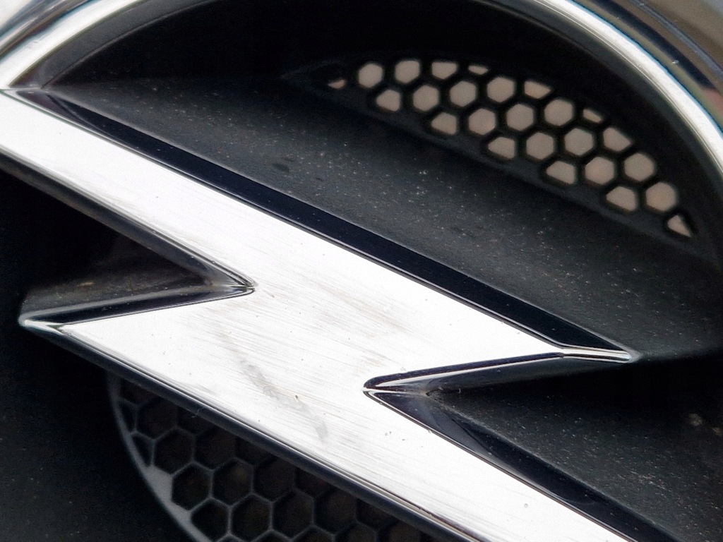 Opel Corsa D Πριν ανυψώσει το μπροστινό προφυλακτήρα Dummy Chrome 13179940 06-2011 Product image