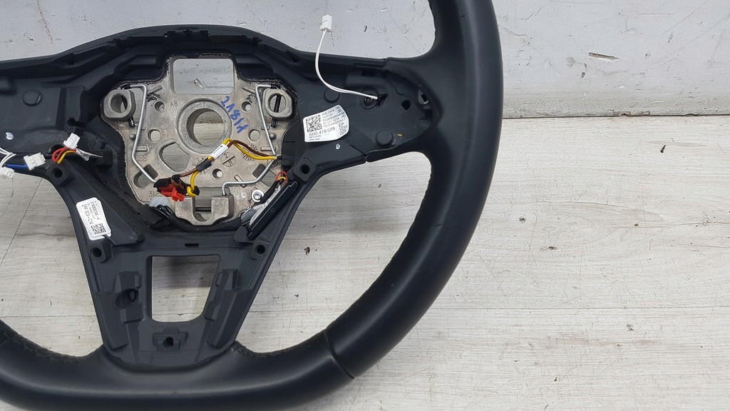 VW GOLF 8 VIII ΠΟΛΥΛΕΙΤΟΥΡΓΙΚΟ ΤΙΜΟΝΙ ΑΥΤΟΜΑΤΟ ΠΑΤΑΛΟ Product image