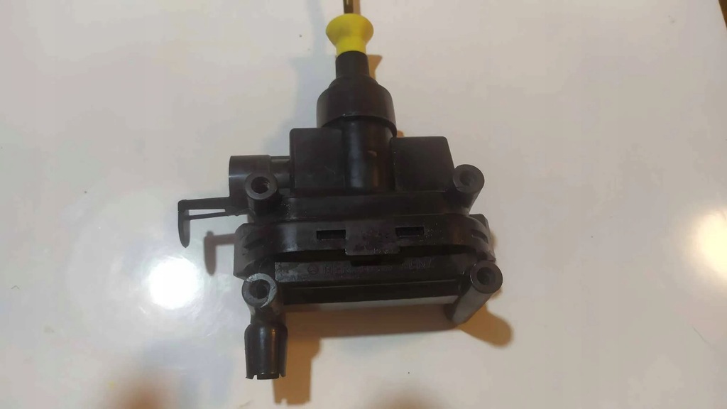 Mercedes-Benz W124 Ενεργοποιητής κεντρικού κλειδώματος Product image