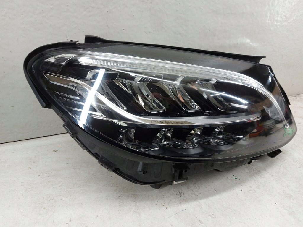 Mercedes-Benz C Class 205 W205 Ανυψώστε το δεξί μπροστινό φανό προβολέα Product image
