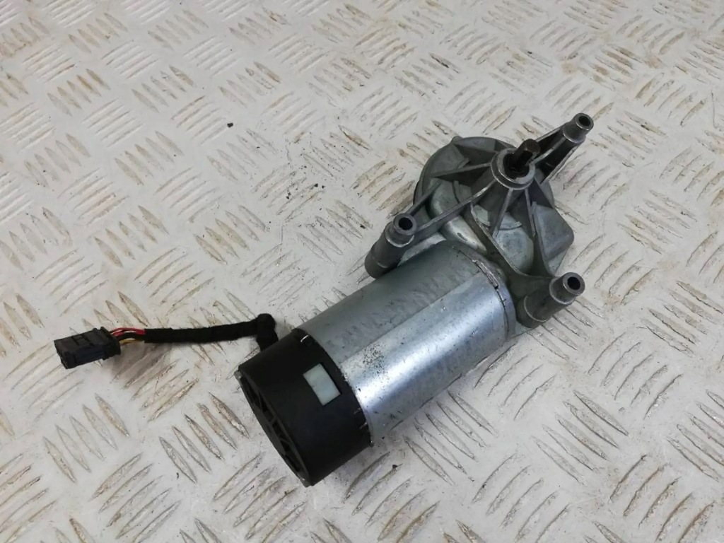 Fiat 500 MOTOR SUNROOF MOTOR 13125670100 Product image
