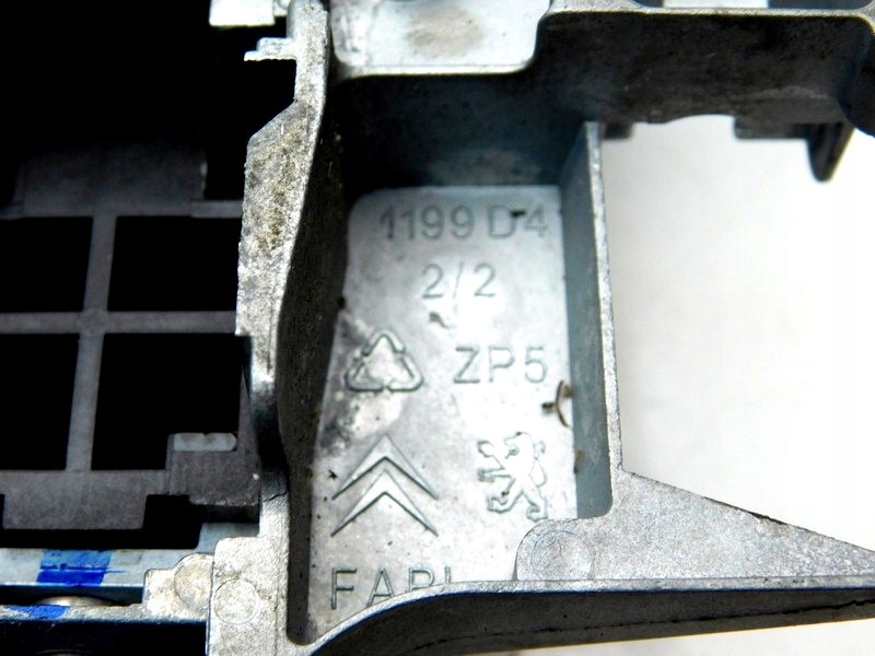 02/22 PEUGEOT 207 ΕΞΩΤΕΡΙΚΗ ΧΕΙΡΟΛΑΒΗ Μπροστά δεξιά EKQD Product image