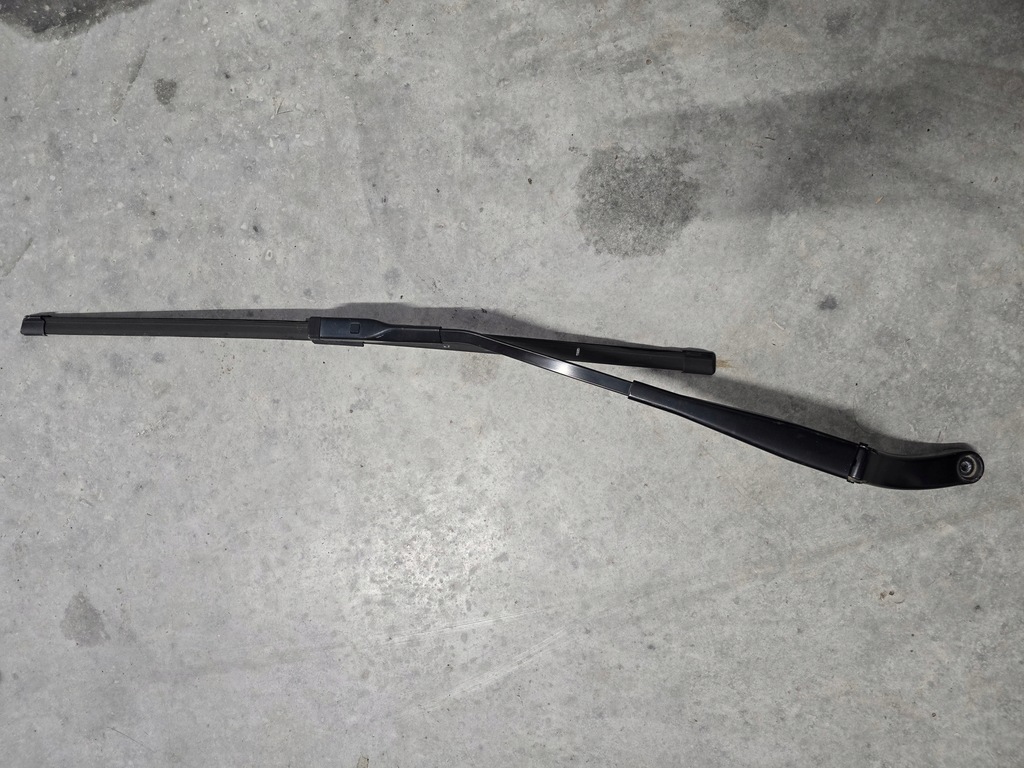 Βραχίονας υαλοκαθαριστήρα Audi A3 8V 12-20 8V1855407 Η.Π.Α Product image
