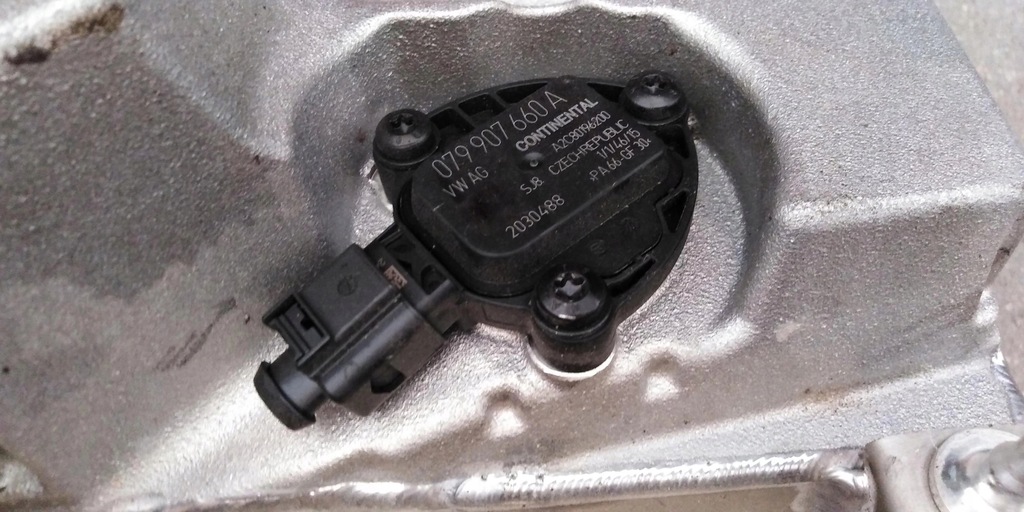LAMBORGHINI HURACAN LP580 OIL TANK 4S0115373D 079907660A Product image