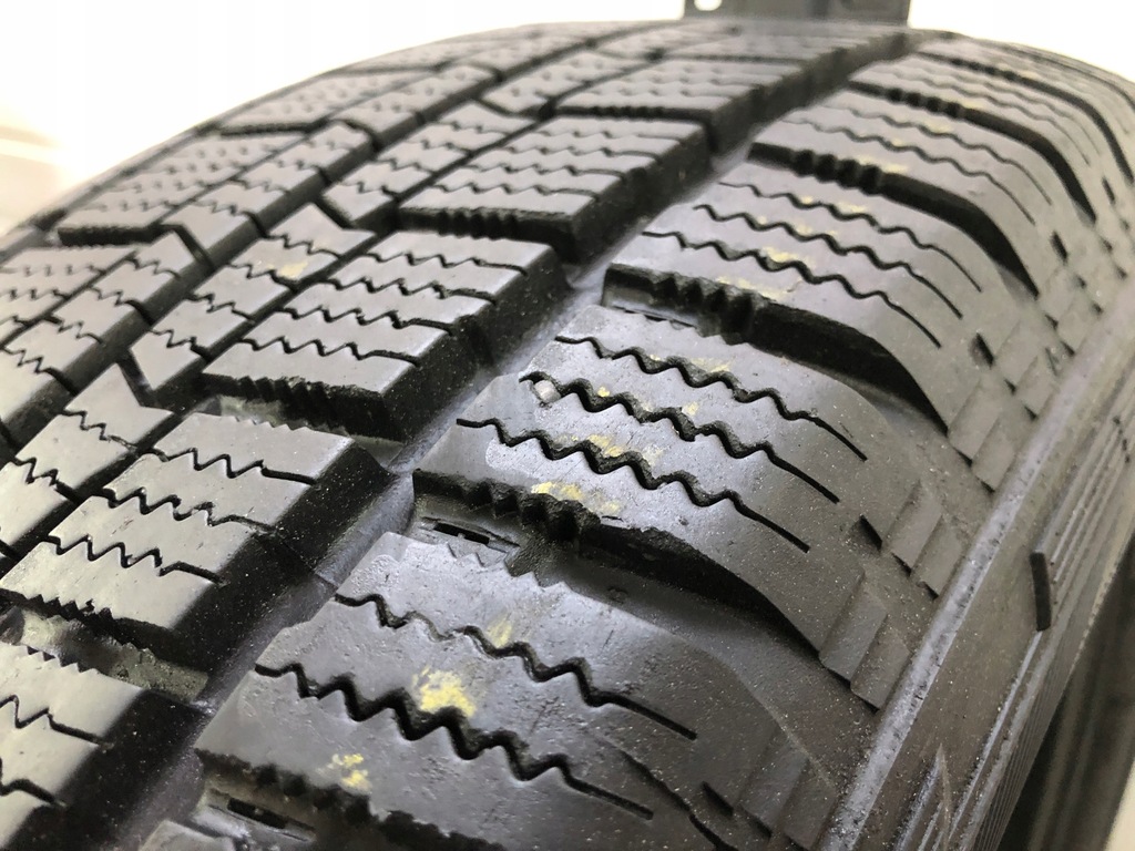 Hankook Winter RW06 Winter 1x 205/60R16C Product image