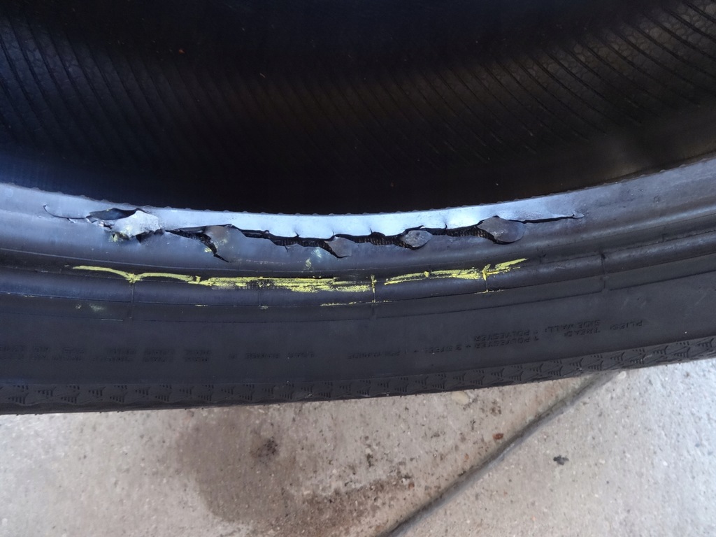 ΕΛΑΣΤΙΚΟ CONTINENTAL WINTER 215/70R15C 4,8mm!! Product image