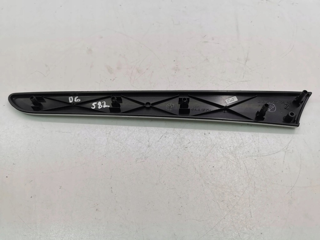 Mercedes-Benz B W245 2007 Δεξιά πλευρά της επένδυσης της πίσω πόρτας Product image