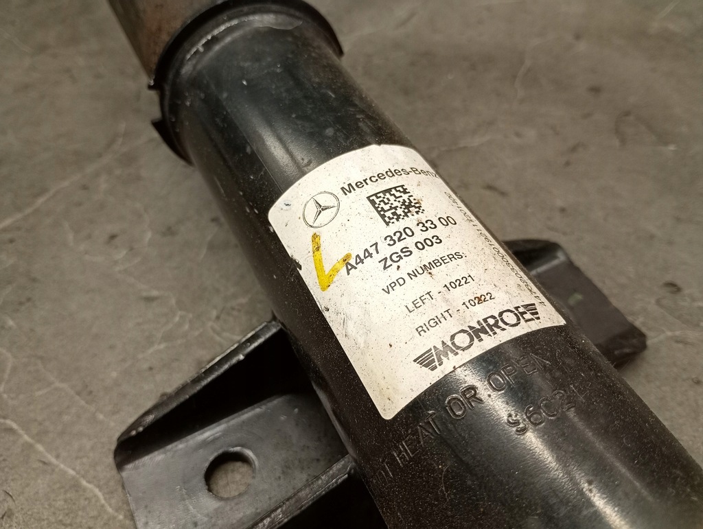 A4473203300 Δεξιά/Lewy Mercedes V-Class Vito W447 AMG 14-23 SHOCK ABROWER Product image